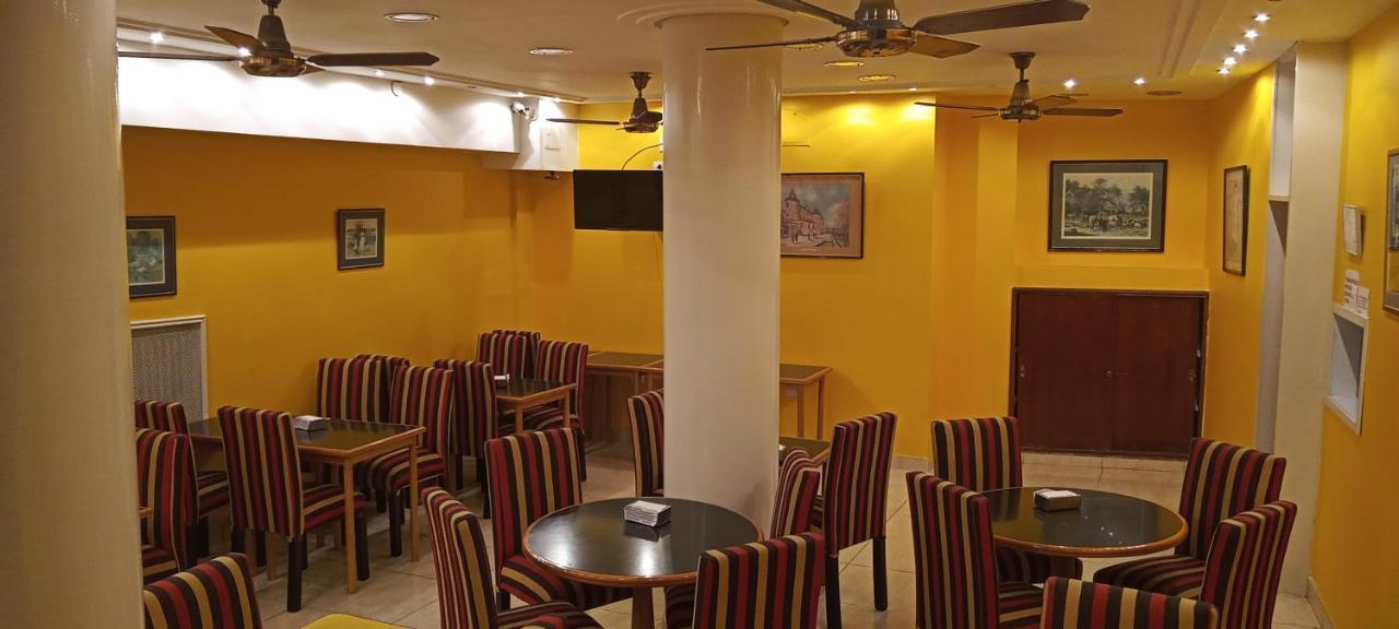 Hotel Tres Sargentos Buenos Aires Dış mekan fotoğraf