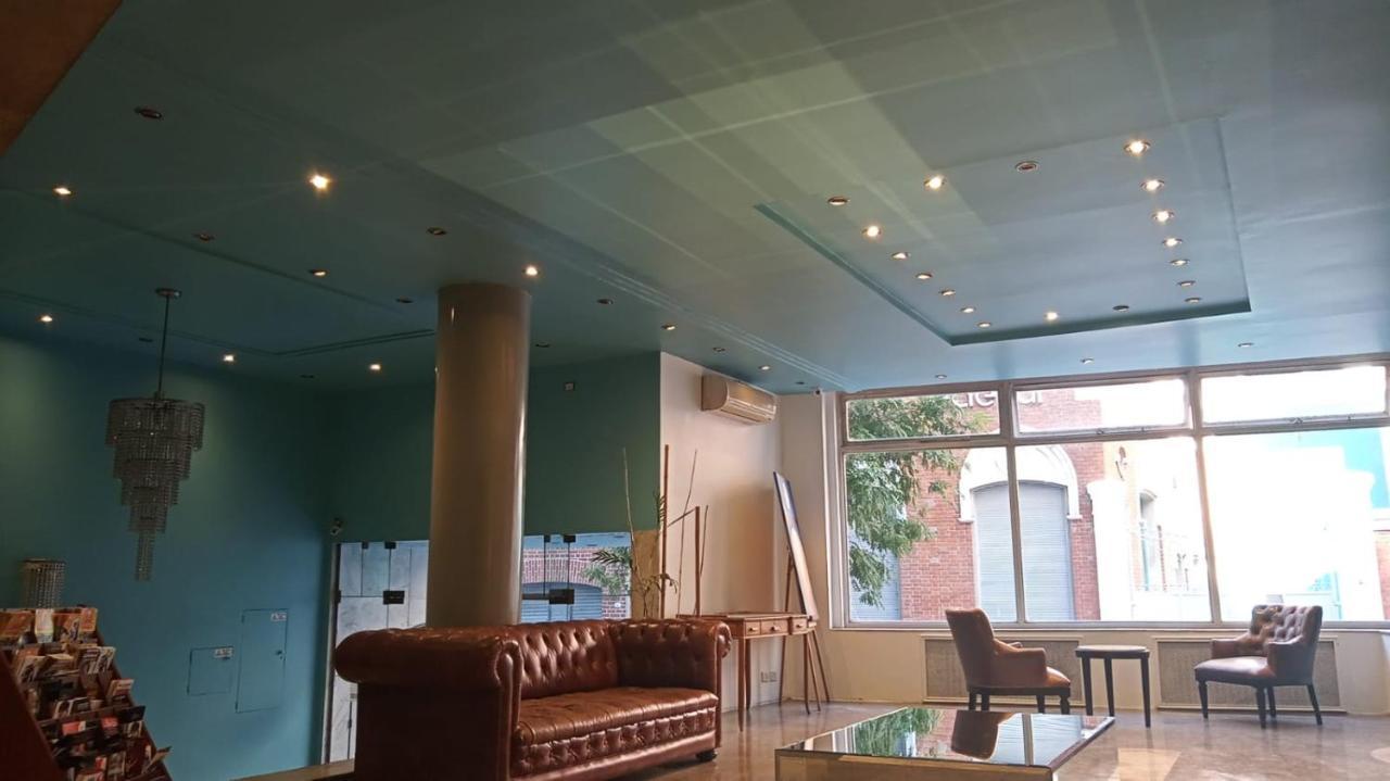 Hotel Tres Sargentos Buenos Aires Dış mekan fotoğraf