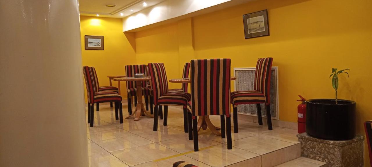 Hotel Tres Sargentos Buenos Aires Dış mekan fotoğraf