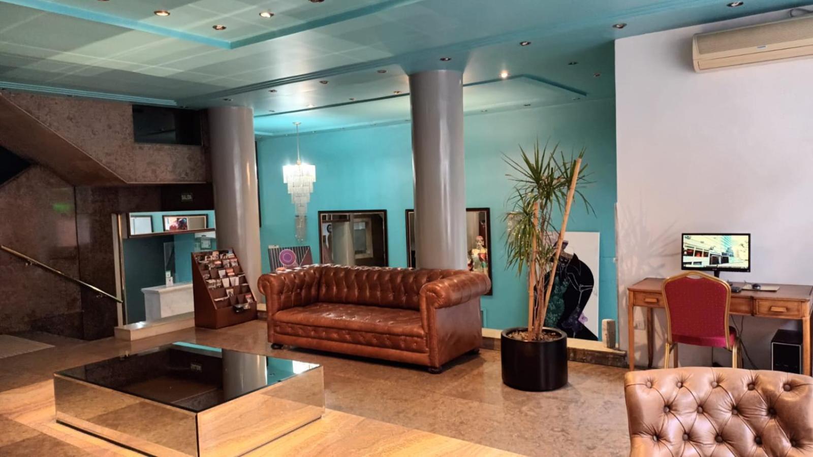Hotel Tres Sargentos Buenos Aires Dış mekan fotoğraf